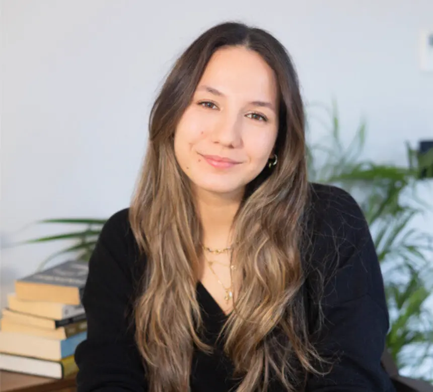 Beril Eser Odabaşı Bloom