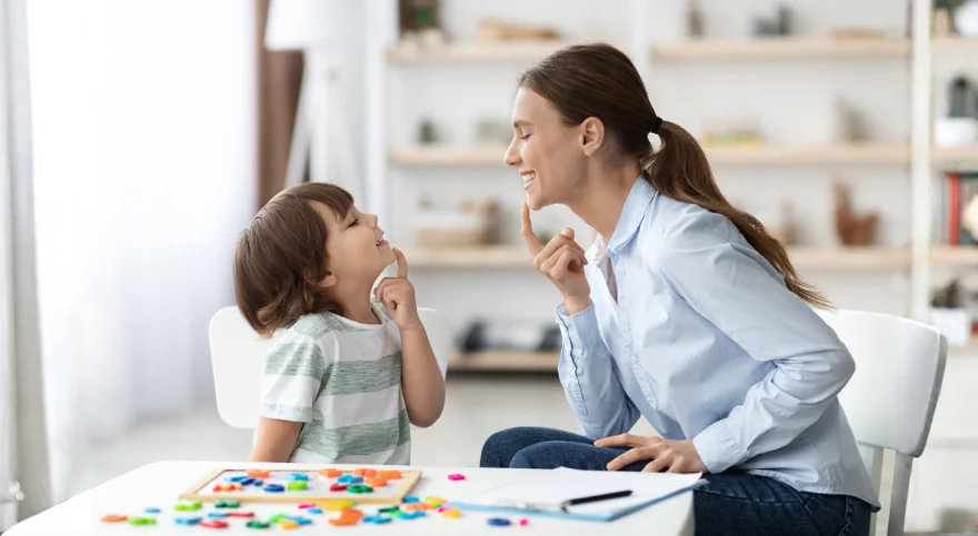 Dil ve Konuşma Terapisi Görsel